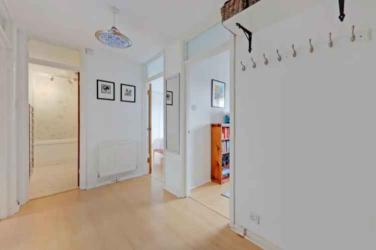 2 Bedroom Flat House to Rent in Sydenham