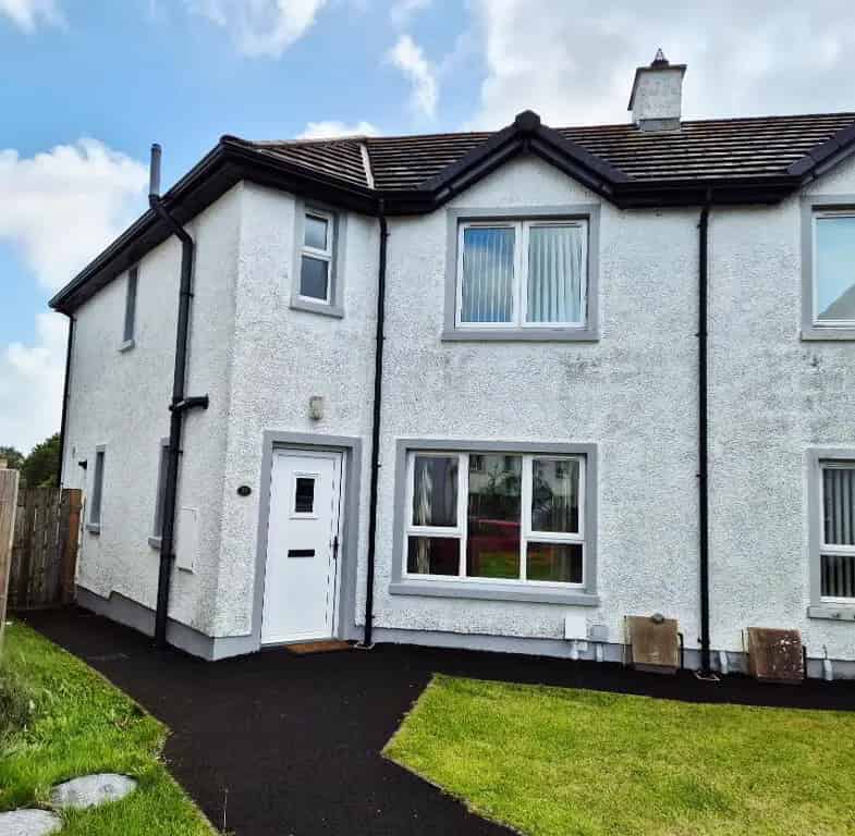 3 Bed 2 Bath Semi Detached House Mountsandel