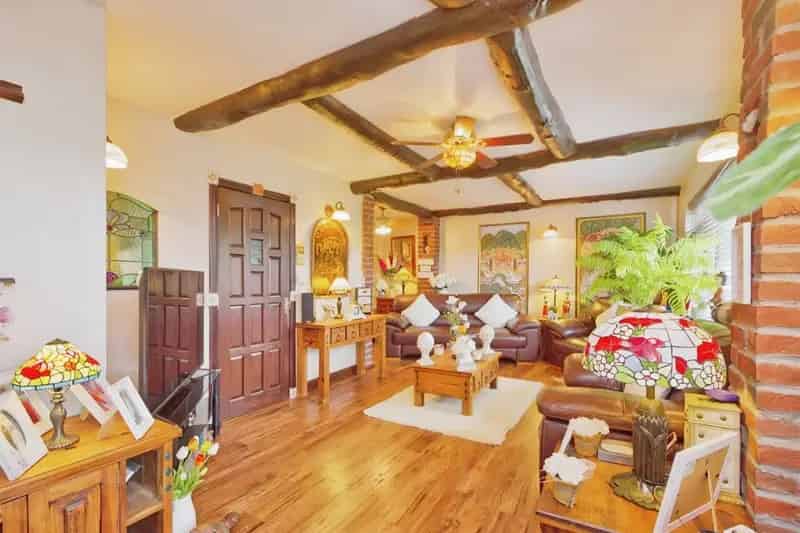 Spacious Four Bedroom Home with Three Bathrooms and Far Reaching Views