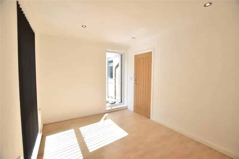 Two Bedroom Apartment Auction Buy to Let Investment