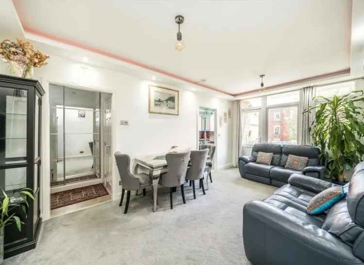 One Bedroom Flat Near Fulham Broadway Station