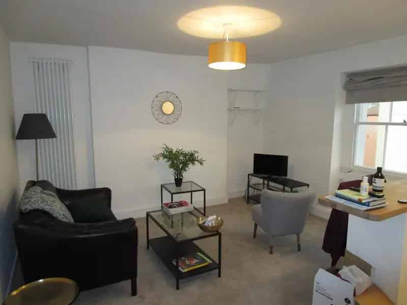 1 Bedroom Flat to Rent Landlord Fees Apply