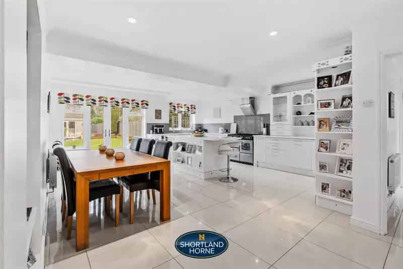 4 Bedroom Detached House to Rent in Coventry