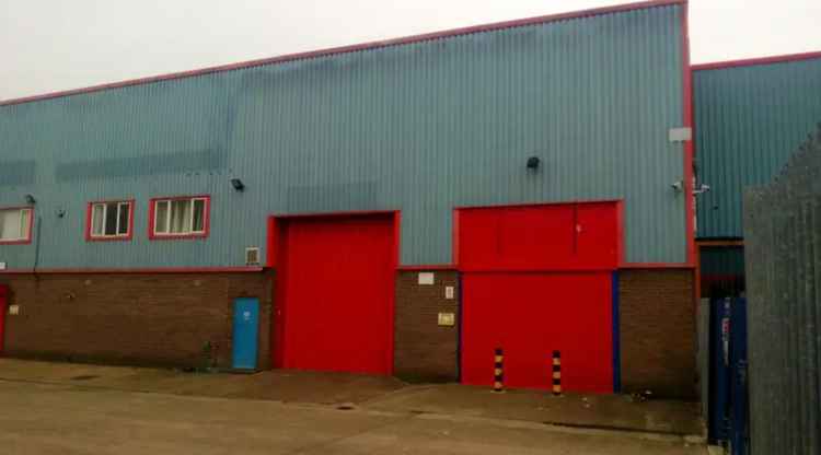 High-Bay Warehouse To Let Northampton