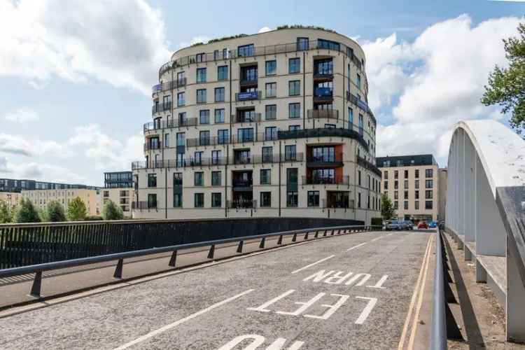 2 Bedroom Apartment Bath Riverside
