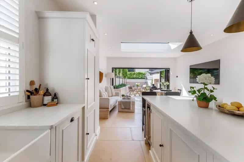 4 Bedroom Semi-Detached House for Sale in Henleaze