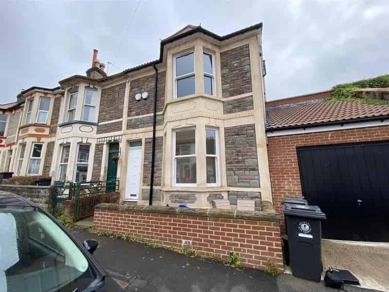 2 Bedroom Apartment to Rent