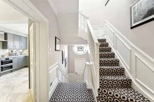Flat for Sale in Eccleston Square London SW1V