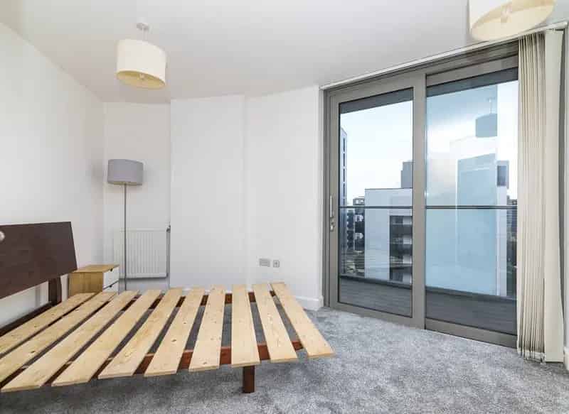 Modern One Bedroom Apartment with Private Terrace