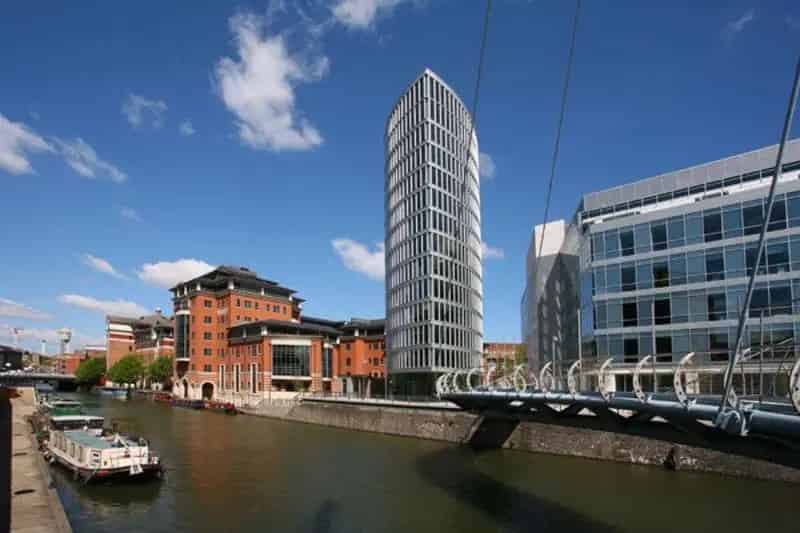 1 Bedroom Apartment to Rent in Temple Quay