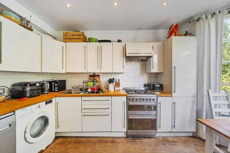 One Bedroom Period Conversion Flat Brockley Telegraph Hill Park