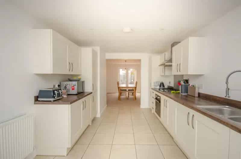 4 Bedroom Detached House For Sale Scholars Chase