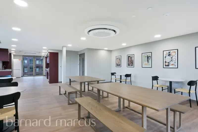 Luxury Studio Apartment Feltham All Bills Included Gym Cinema Roof Terrace
