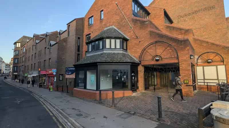 Ground Floor Unit To Let Reading Town Centre - Cafe Restaurant