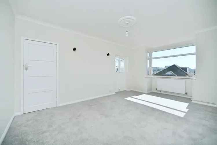 2 Bedroom Semi Detached House for Sale in West Saltdean