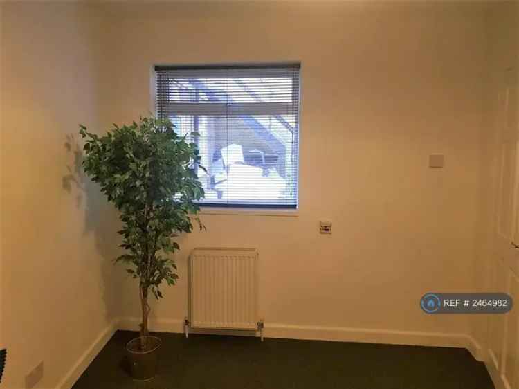 1 Bedroom Flat Easton Newly Refurbished Ground Floor Available Now