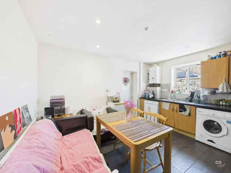 6 Bedroom Detached House Bills Included Coldean