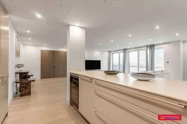 3 Double Bedroom Apartment Chelsea Creek London