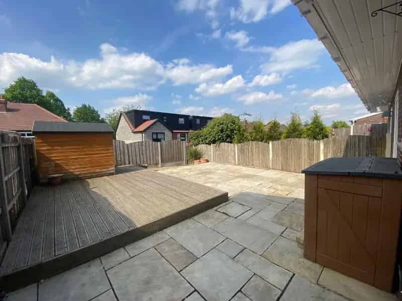 3 Bed Semi Detached House For Sale No Vendor Chain
