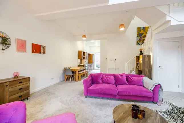 Flat for sale in Cook Street, Glasgow G5