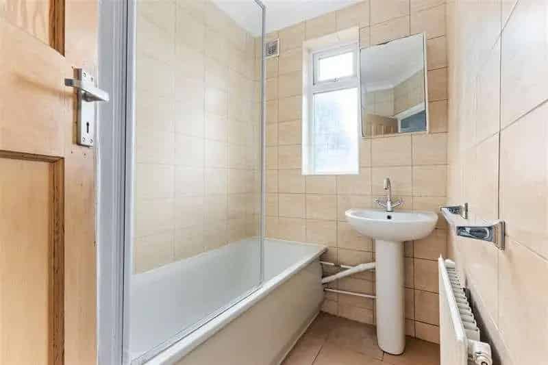 3 Bed House for Sale - 1512 Sqft - Raynes Park