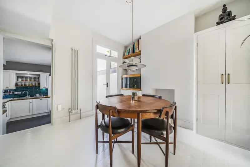 Spacious 3-Bedroom Period Home Near Schools Parks Amenities