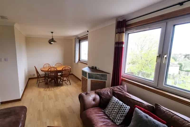 Furnished 3-Bedroom Maisonette Flat HMO Licence Near Aberdeen University