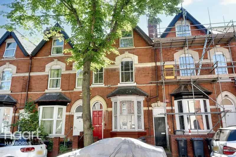 5 Bedroom Terraced House For Sale - Renovation Project