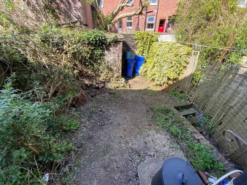 2 Bedroom Mid Terrace House Sheffield S2 For Sale