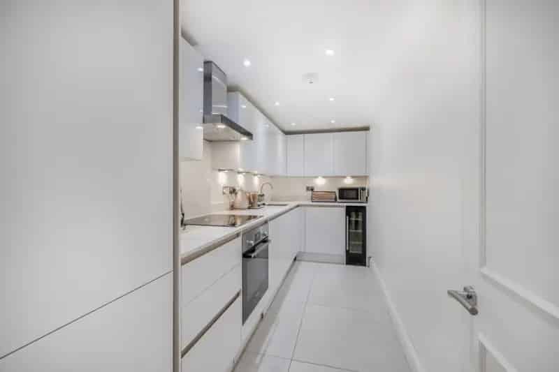 3-Bedroom Apartment Near Earls Court and West Brompton