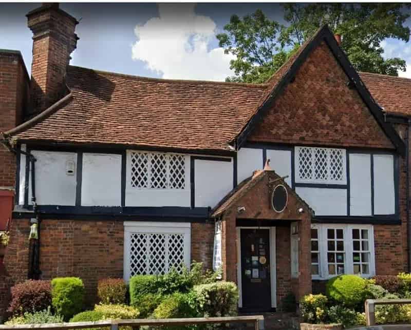 Restaurant For Sale Kings Langley High Street Grade II Listed
