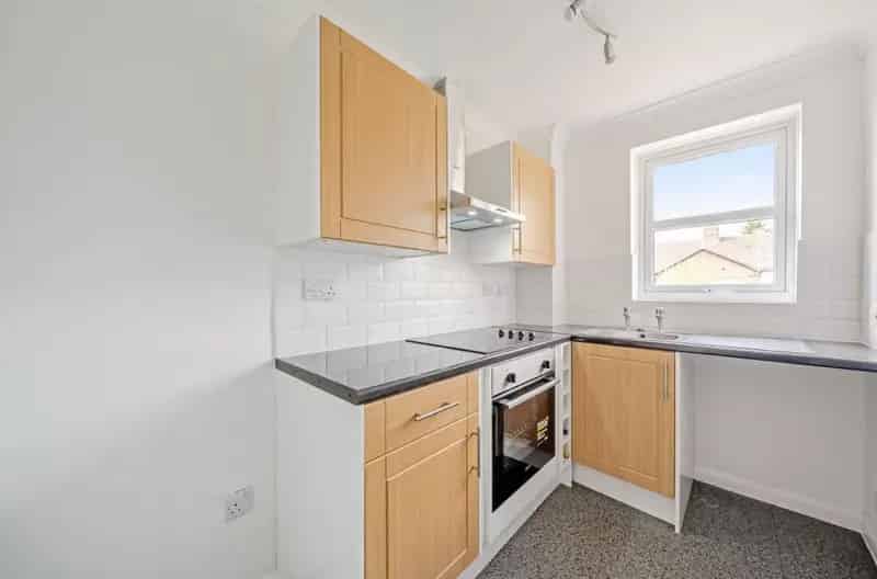 1 Bed Flat for Sale Andover Road Ludgershall