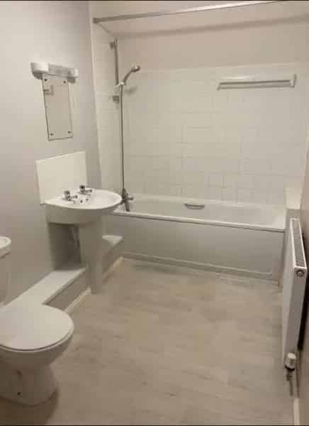 Quiet Estate Home Near Amenities