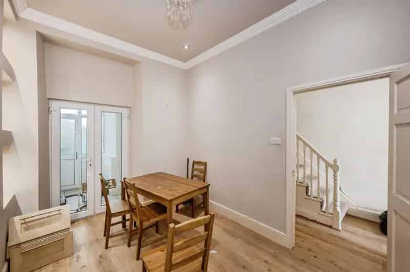 3 Bedroom Mid Terrace House Ideal for Investors or First Time Buyers