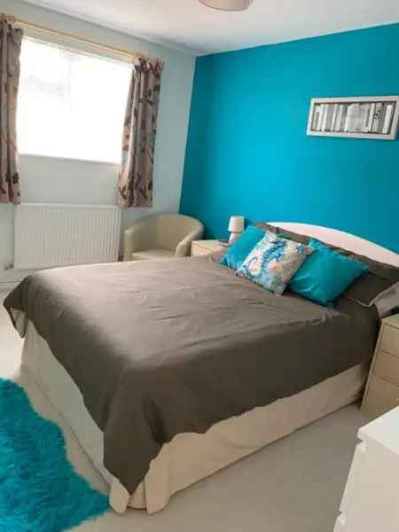  For Rent in Royal Wootton Bassett, England