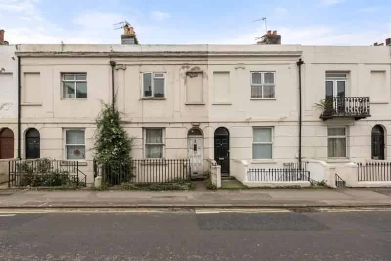 6 Bedroom Terraced House for Students - Bills Included Option