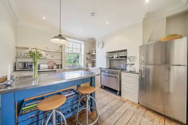 5 Bedroom Georgian House for Sale in London SE3