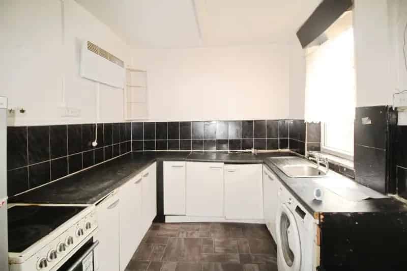 4 Bedroom Mid Terrace House for Sale Sheffield S6