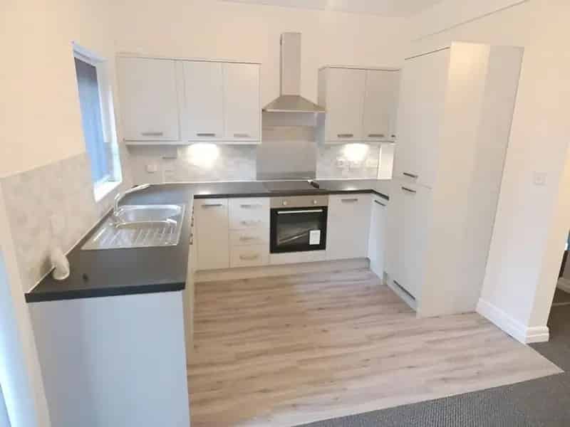 2 Bedroom Flat to Rent Sale Greater Manchester M33
