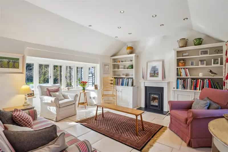 Grade II Listed Home with Annexe 5 Bedrooms Near Berkhamsted
