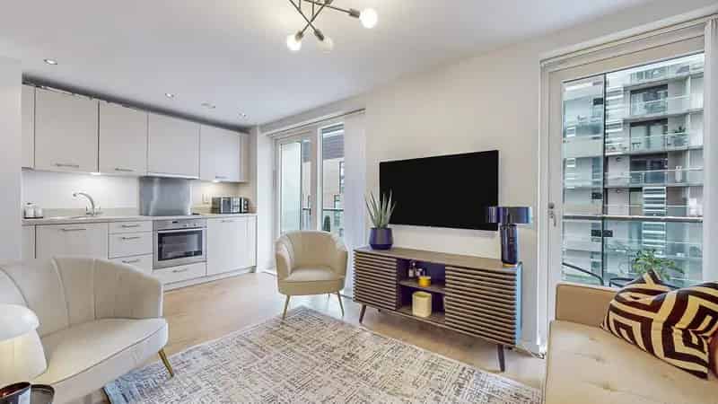 1 Bedroom Flat for Sale Glasgow Harbour River Views