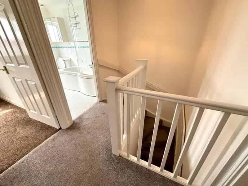 3 Bedroom Detached House For Rent