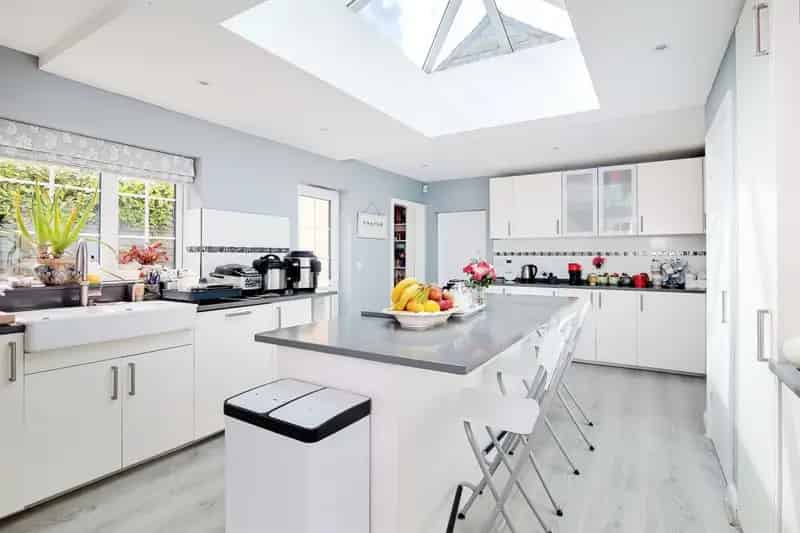 Spacious Family Home with Extensive Accommodation and Large Garden