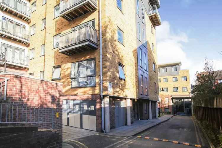 1 Bedroom Flat to Rent in Bow London E3