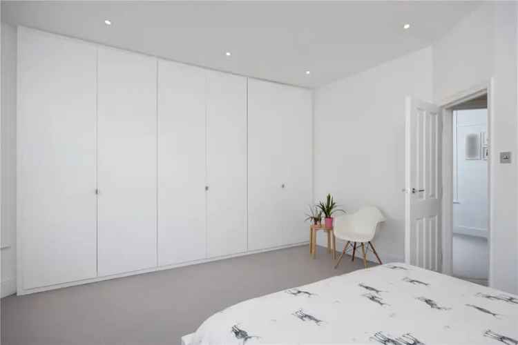 5 Bedroom House West Putney High Standard Renovation