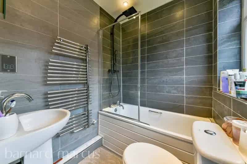 Flat For Rent , London, England