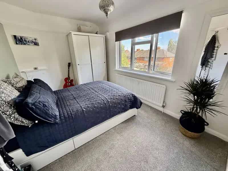 3 Bedroom End of Terrace House to Rent