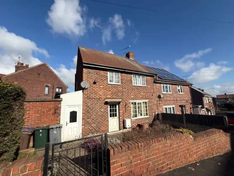 3 Bedroom House - Renovation Project - No Upward Chain
