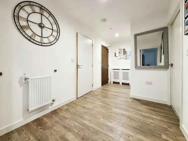 2 Bedroom Flat for Sale London E13