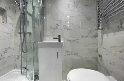 1 Room Studio Flat 31m2 London Newly Decorated Luxury En-Suite